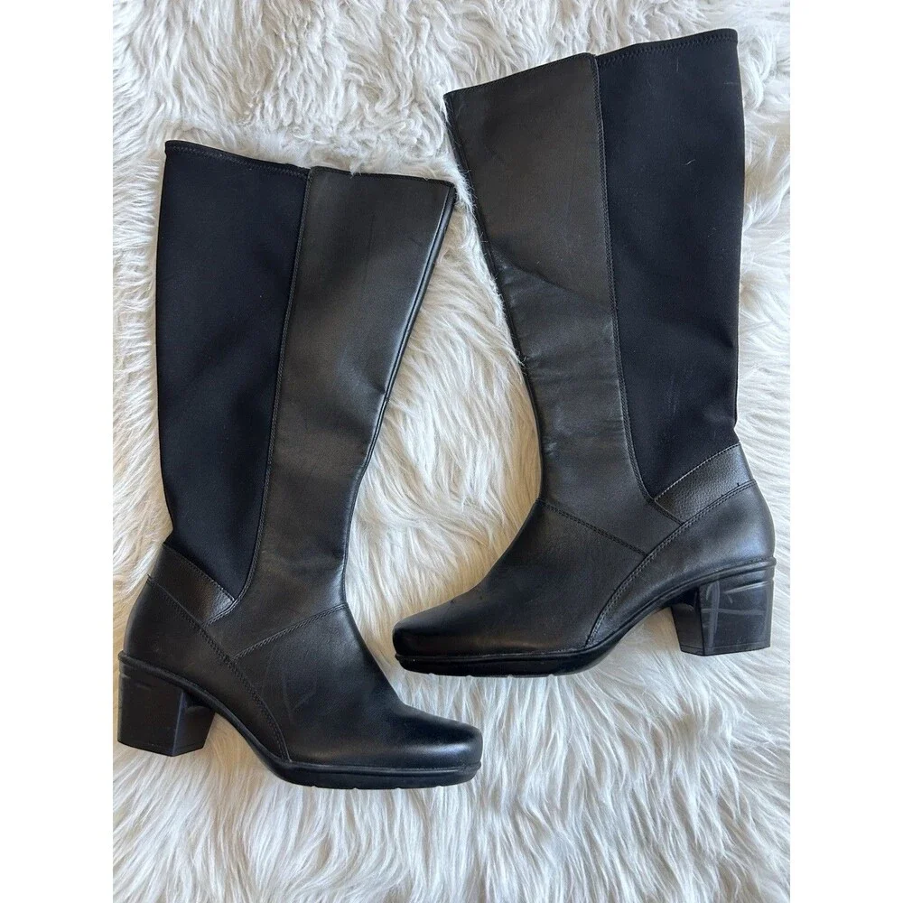 Clarks women size